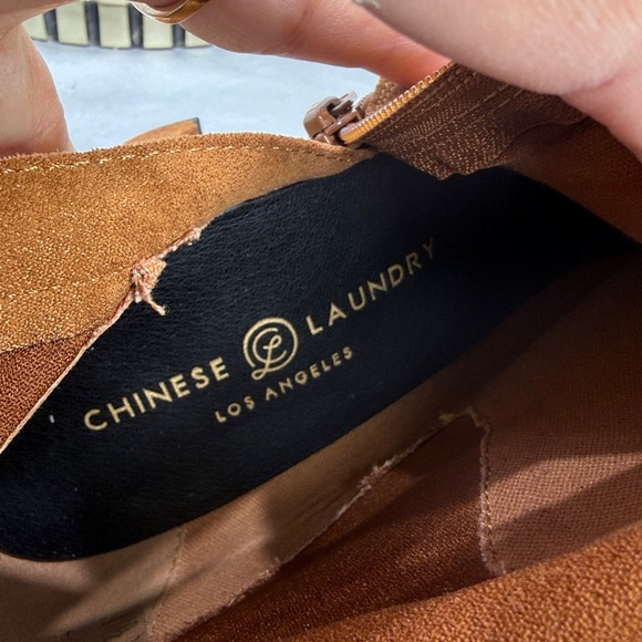 (H3) Chinese Laundry Tan Suede Ankle Boots,Size 40/9USA - Picture 8 of 9